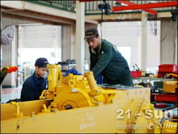 山推“誠敬做產(chǎn)品”活動走進(jìn)推土機(jī)事業(yè)部，深化技術(shù)交流，共筑品質(zhì)長城